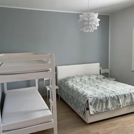 Green Holiday Apartment *